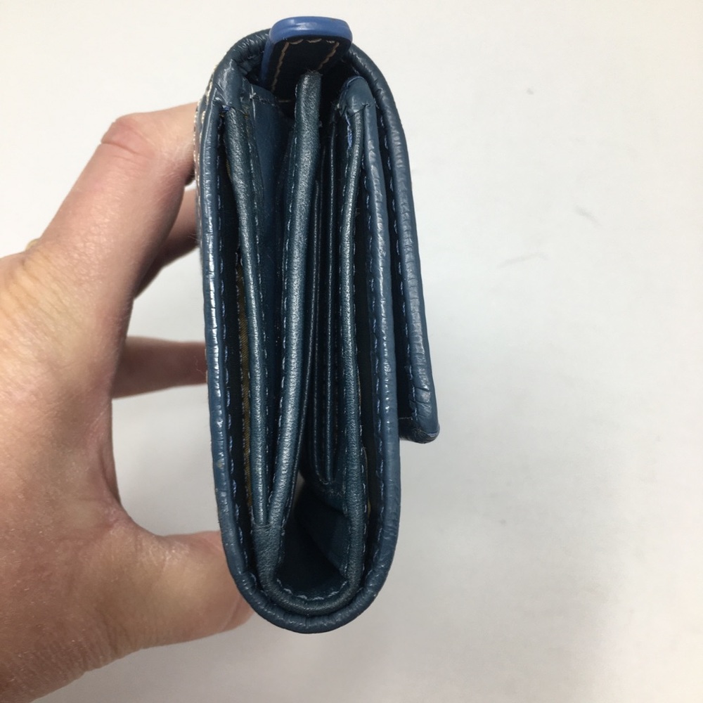 Teal Coach signature fabric wallet/leather inside - Picture 3 of 6